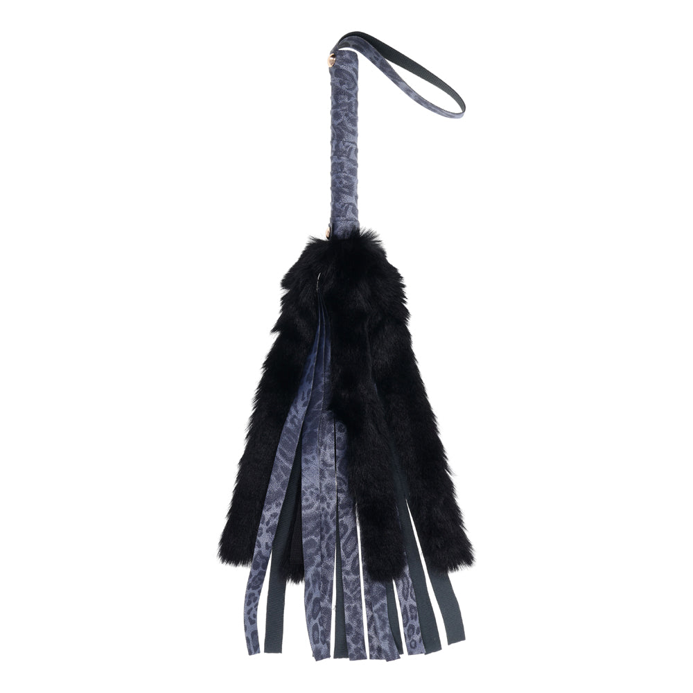 Cougar Faux Fur Flogger | 646709099787 | Discreet Personal Wellness